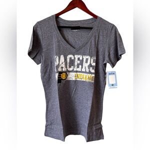 NWT NBA Indiana Pacers 5th & Ocean Womens Gray V-Neck T-Shirt Size Medium